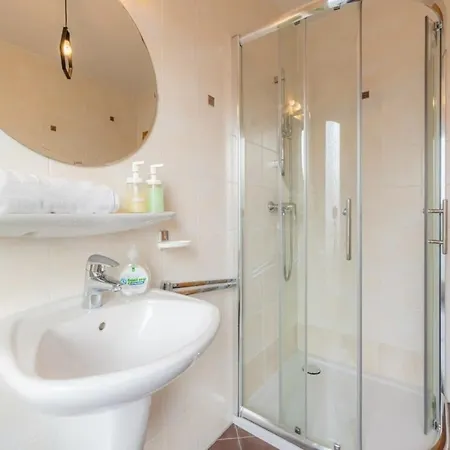 Cozy 1br In Διαμέρισμα *